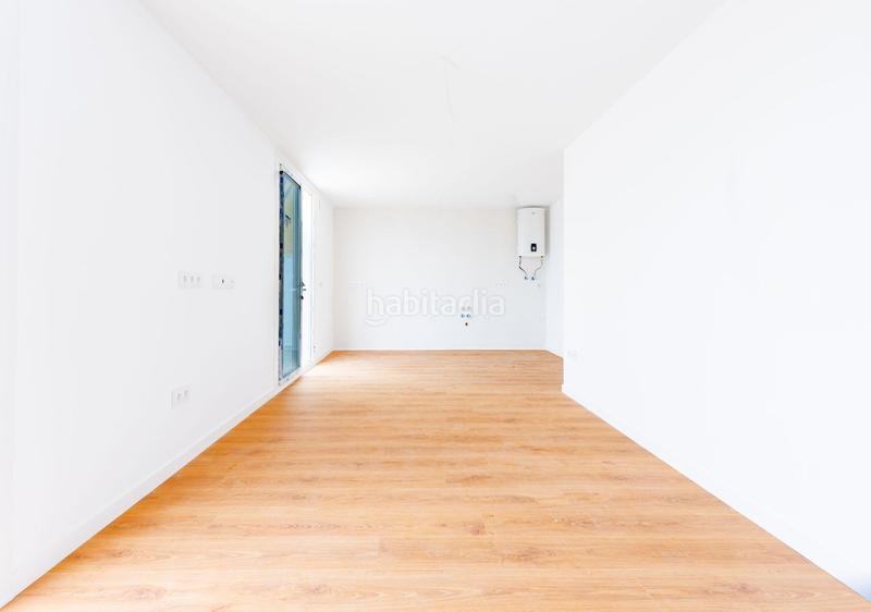 Foto c841920f-9766-4561-b893-0441929c3a33. Àtic amb calefacció a Centro Torre del Mar