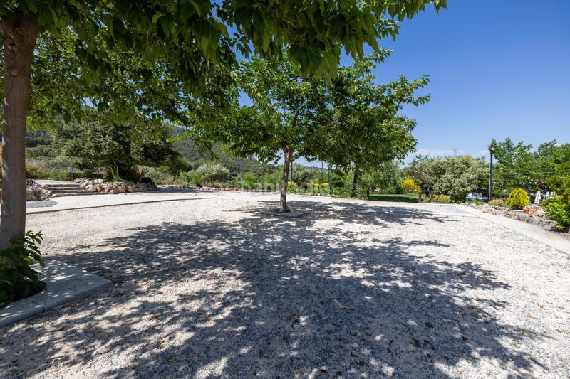 Foto 41d17697-c579-4b28-bea5-e9d6d9f26997. Local comercial cortijo gran capitan en illora en Íllora