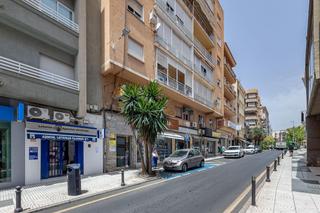 Pis  Calle nueva. Piso reformado con ascensor en motril.