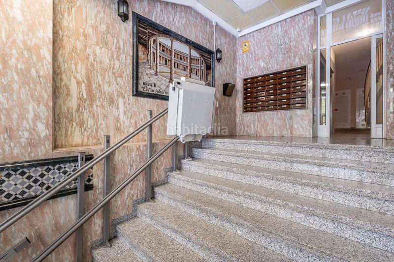 Foto d1bbe2d9-0418-413b-a548-d11c975c1876. Piso  en palacio de deportes en Castaño - Mirasierra Granada
