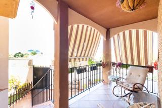 Reihenhaus in Peligros. Casa a la venta en peligros con grandes espacios y vistas despej