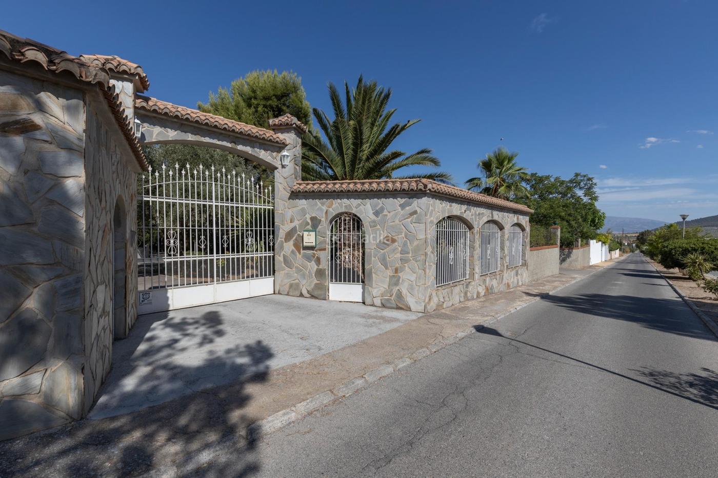 ATENCION! PONEMOS A LA VENTA ESTA ESPECTACULAR VILLA EN EL PANTA Atarfe