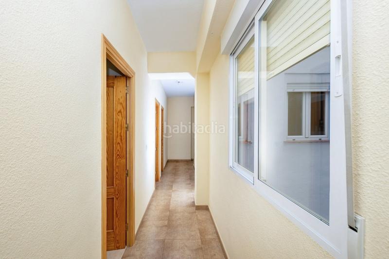 Foto 7f09d411-85b8-4fa5-8d91-3a0e938131df. Piso fantástico piso en pleno centro , ideal para vivir o invertir. en Granada