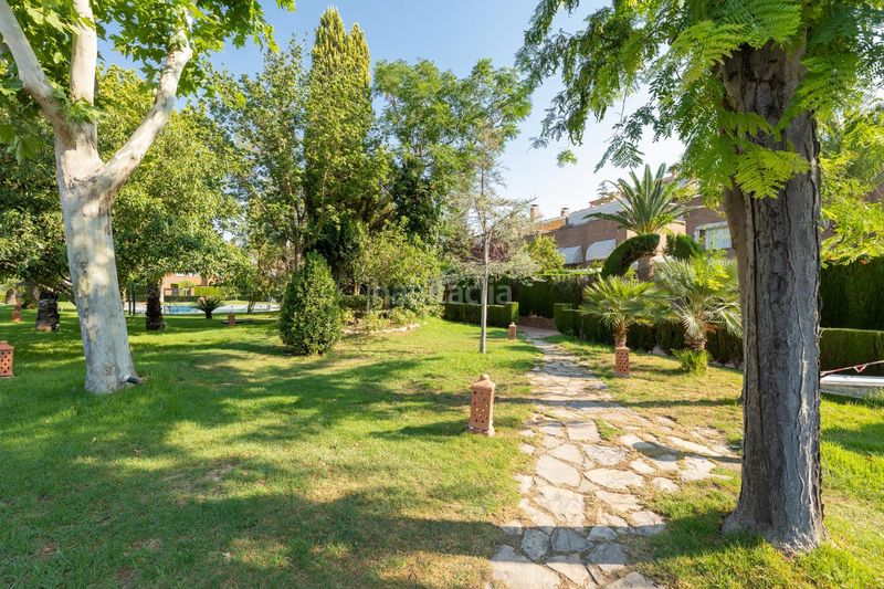 Foto 0257baf6-9237-44aa-a774-2cb495dfe623. Casa pareada chalet adosado en zona la caleta en Cerrillo de Maracena - Periodistas Granada
