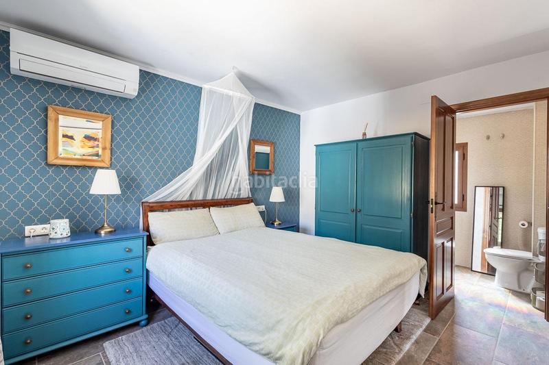 Foto 369f4e6b-69a8-44b3-9164-17ae191bc9eb. Xalet amb piscina a Loja