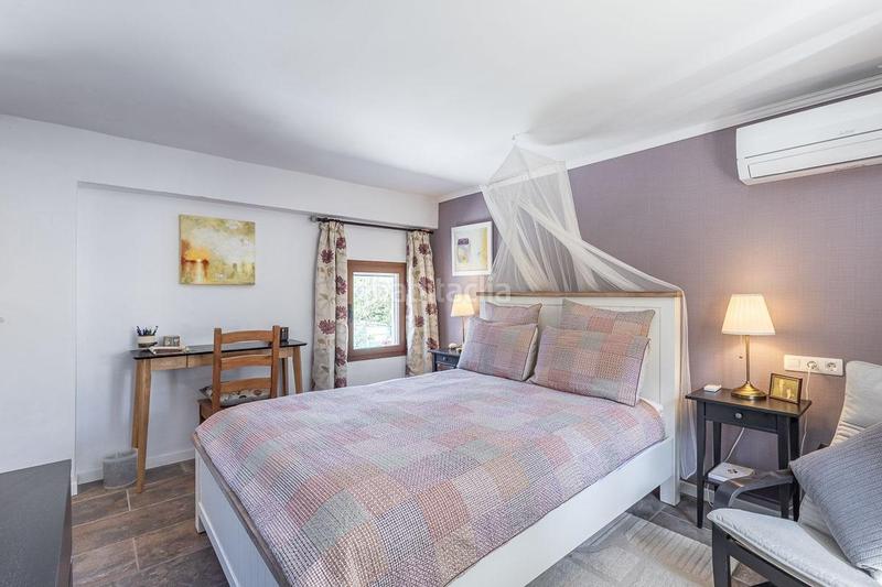 Foto 799164ab-d186-45f9-96d5-228c37fd4a6b. Xalet amb piscina a Loja