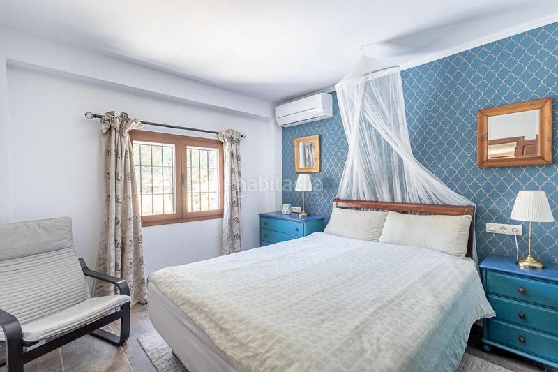 Foto a64e1ff4-c22e-4b0e-9809-d6bb5293e0d9. Xalet amb piscina a Loja