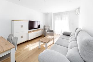 Pis  Calle faisan. Venta de piso totalmente reformado y equipado en granada zona ju
