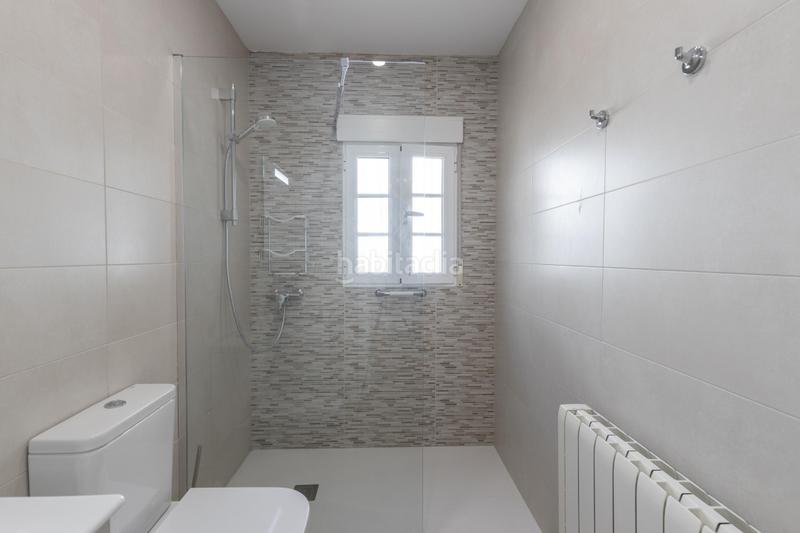 Foto 59960c1f-a20c-4228-80f7-7537b5ded4e5. Maison jumelée dans La Zubia Ciudad Zubia (La)