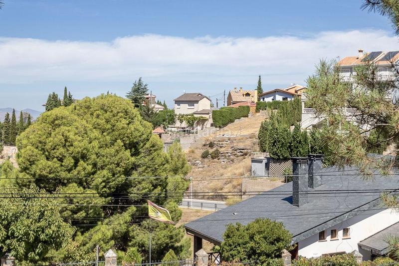 Foto 2cb5ffbf-1be7-4358-91b4-138634255799. Residential plot in Cumbres Verdes Zubia (La)