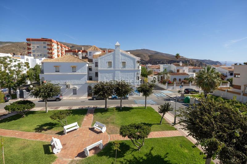 Foto 25b73d5b-928d-4a7f-b93b-6e3c83a8dd92. Casa pareada magnifica casa pareada en calahonda en Motril