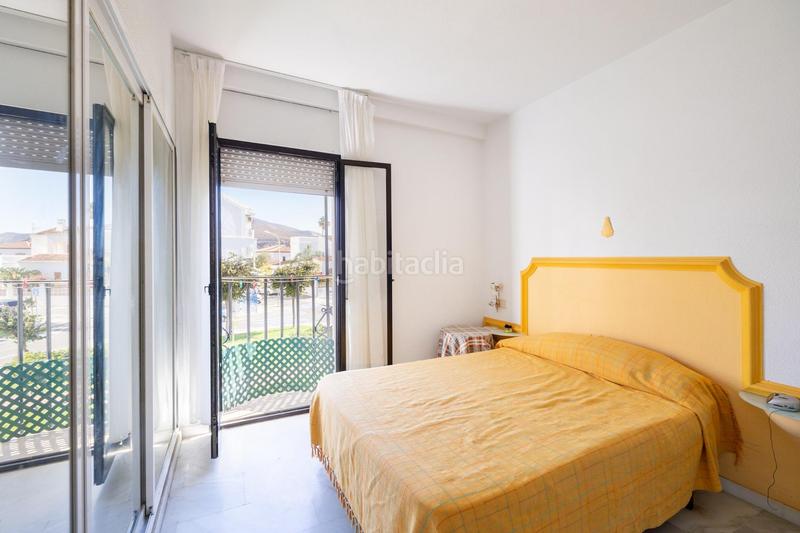 Foto 8a96fd67-57ca-4c78-9d2f-bfb7a98b3c8d. Casa pareada magnifica casa pareada en calahonda en Motril