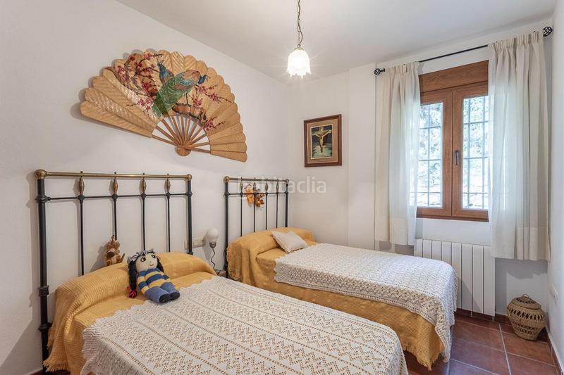 Foto b9fc83b6-7d26-4e93-a6f8-051ebafb200f. Masia amb calefacció aparcament a Cáñar