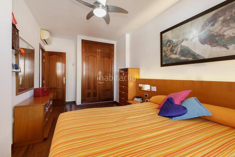 Foto f4a498ee-0cd2-4148-85c7-b2d917eb713d. Dachwohnung mit heizung parking in San Miguel Armilla