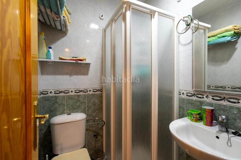 Foto a718e71c-cb6e-42cd-bd39-2fb5e1f2f0ed. Piso  en Centro Salobreña