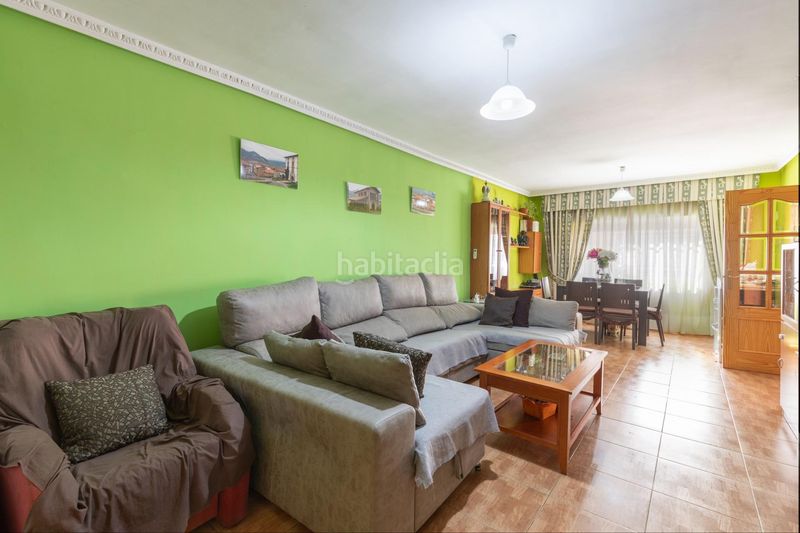 Foto 9059ca5b-15bd-4e52-a9ba-0f6d8fc6998d. Casa aparellada a calle de goya 6 a Poniente Armilla