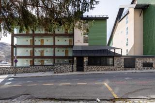 Pis a Zona alta. Piso en venta en el corazón de sierra nevada  oportunidad única