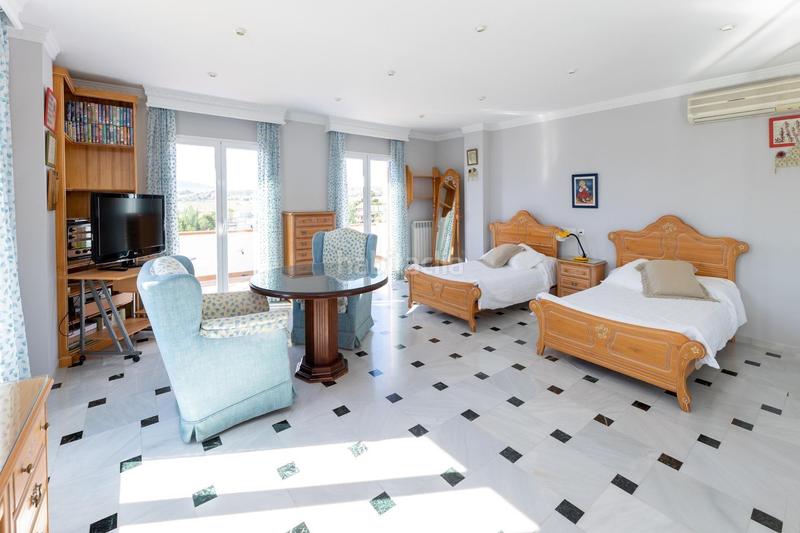 Foto 33c4d4a5-e718-4783-b1a0-6393ce71bf90. Chalet avec chauffage parking dans San Francisco - El Chorrillo Gabias (Las)