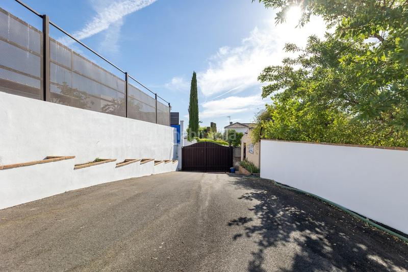 Foto 73cfb6a0-4ec3-4b21-aade-10581835a1b6. Chalet avec chauffage parking dans San Francisco - El Chorrillo Gabias (Las)