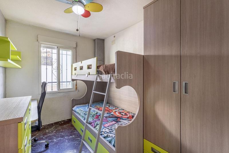 Foto f0d0f9a7-310b-45bc-b2c8-96e5fd934439. Appartamento con parcheggio in Cájar