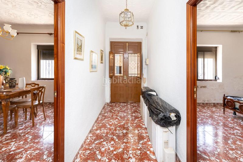 Foto 69d1f472-949f-44a4-b877-9bc20009dd7f. Casa con parcheggio in Parque de la Ermita Churriana de la Vega