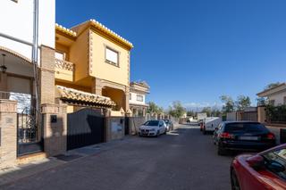 Reihenhaus  Roble. Adosado con piscina, en la mejor zona de pulianas