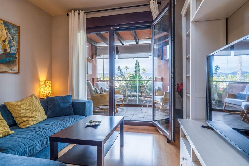 Foto 0347b69b-9138-4cb8-9b2e-cb3d138d11ae. Pis amb aparcament piscina a Playa de Granada Motril