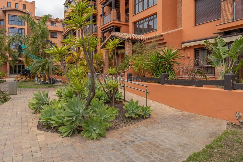 Foto 460cb18d-33b5-46e9-9d10-8d8a14b07e3b. Pis amb aparcament piscina a Playa de Granada Motril