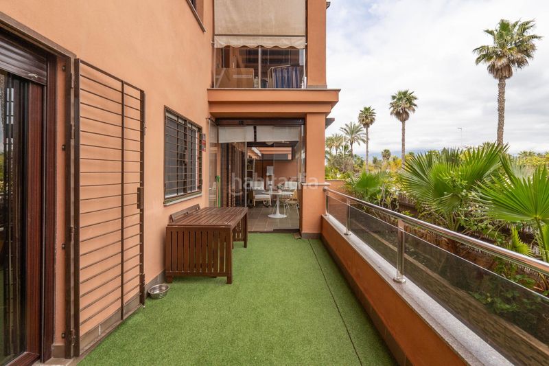 Foto 4d3ef464-b935-4234-9aa0-f12fb208863c. Pis amb aparcament piscina a Playa de Granada Motril