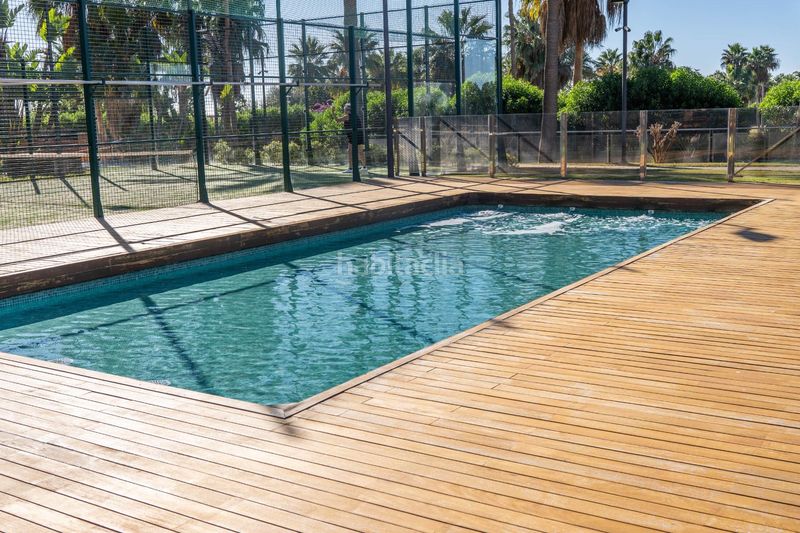 Foto b69dcfb6-2b8b-4f96-a8f9-b63b983a2b50. Pis amb aparcament piscina a Playa de Granada Motril