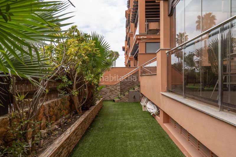 Foto c0452e5a-8538-4d77-810f-e0c88ecbe806. Pis amb aparcament piscina a Playa de Granada Motril