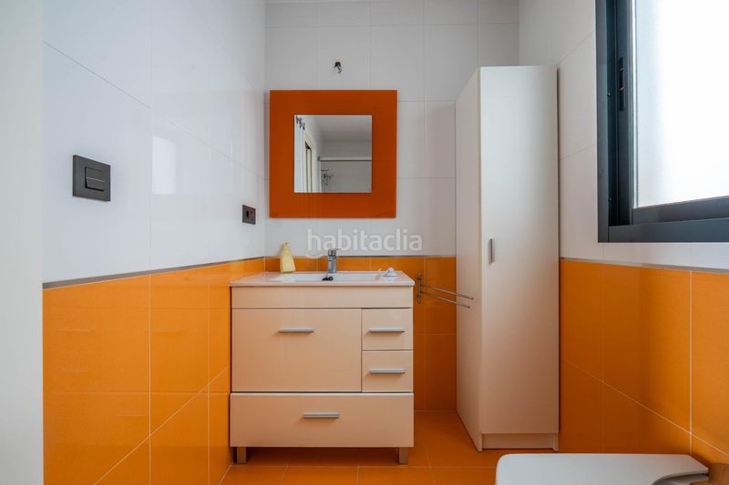 Foto c188460e-79cc-4b80-aa49-9c8cfb9f64fe. Pis amb aparcament piscina a Playa de Granada Motril