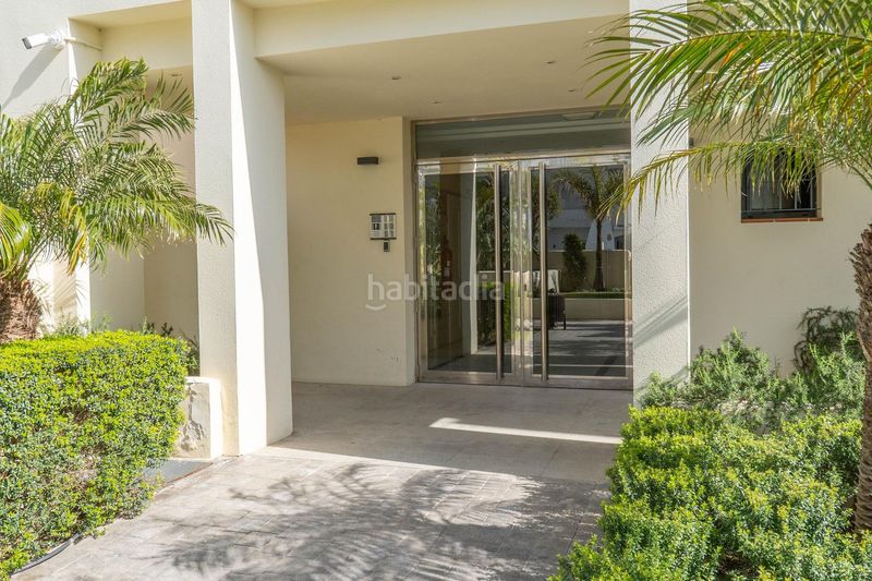 Foto f3951f85-cba8-4a27-8147-36a8e2b41c35. Pis amb aparcament piscina a Playa de Granada Motril