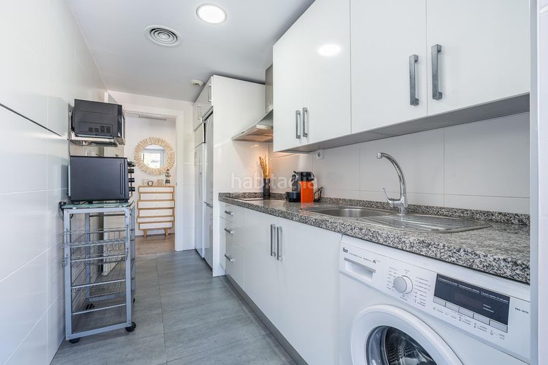 Foto c083666d-ab3a-4dc6-be9b-7b8dfdd4f169. Pis amb aparcament piscina a Velilla - Velilla Taramay Almuñécar