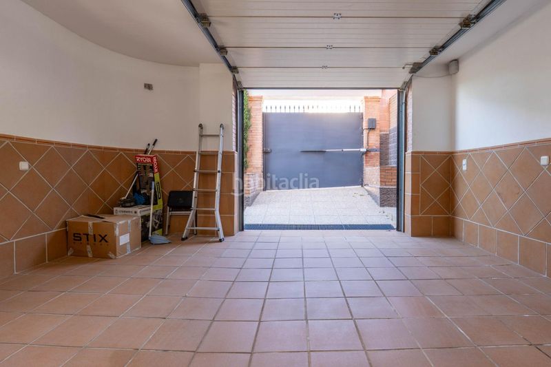 Foto 01ce7925-37a3-41d3-98e8-8534a86ffacd. Casa amb aparcament a Peligros