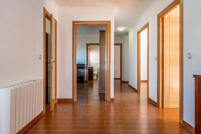 Foto 0a548be7-732b-4765-9aa3-ae55d6913413. Casa amb aparcament a Peligros