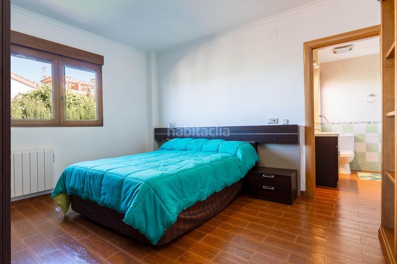 Foto c27abda6-c67b-4336-9701-8d1665ba8a6d. Casa amb aparcament a Peligros