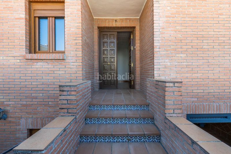 Foto cff12a8e-e305-4b91-8f3a-74b89c28b353. Casa amb aparcament a Peligros