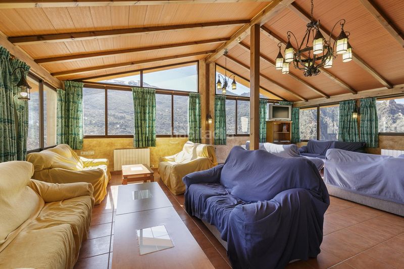 Foto 06f643e7-f3eb-438d-b7ed-02fe71cbf878. Edifici a Güéjar Sierra