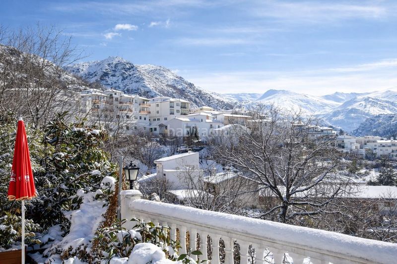 Foto a706b849-0322-45f0-b238-d04b3282af8e. Edifici a Güéjar Sierra