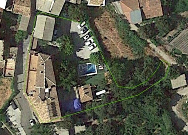 Foto fadbc4ad-f438-4ceb-85b1-e40f0a580911. Edifici a Güéjar Sierra