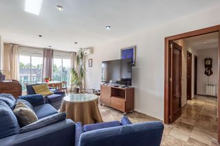 Planta baja en Calle calle casería 11. Piso de 3 habitaciones en huétor vega con plaza de garaje.