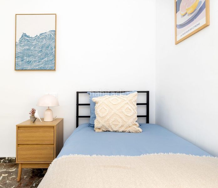 Foto c64fc2df-b517-4695-b677-1b4a0560dcc5. Pis a avenida de carmen morcillo 5 a Gójar