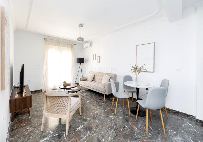 Foto f9d306cc-6956-4508-b0b1-c8b7c0db960b. Pis a avenida de carmen morcillo 5 a Gójar