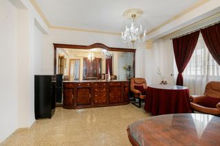 Pis  Avenida avenida don bosco. Piso con gran potencial en una de las mejores zonas de granada
