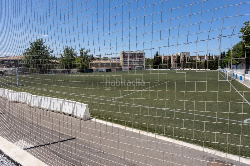 Foto dedbe7c5-9eb1-45fb-90e9-c8de42726b50. Pis amb calefacció a Centro - Sagrario Granada