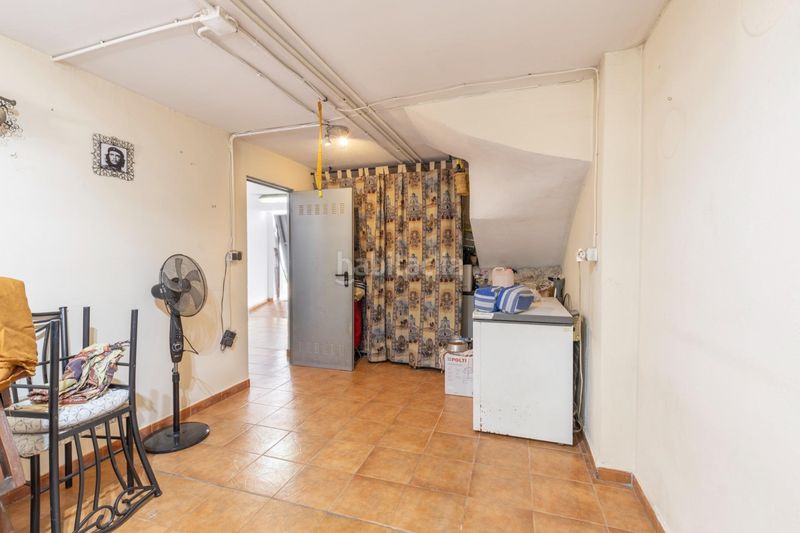 Foto e843d604-cbd7-4ff8-bc42-66393485fae4. Casa pareada estupenda casa pareada con piscina en Híjar en Gabias (Las)