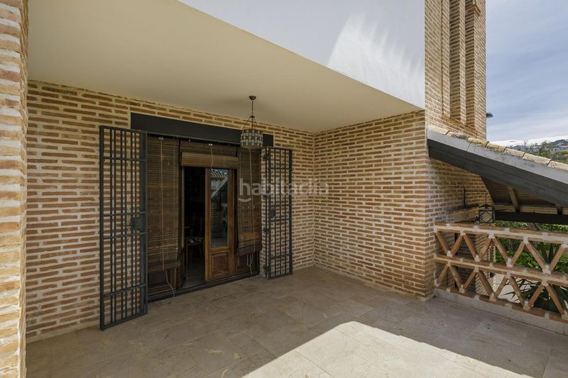 Foto da260186-5d11-43bd-93a8-b521b6f57367. Xalet amb calefacció aparcament piscina a Altos de la Zubia Zubia (La)