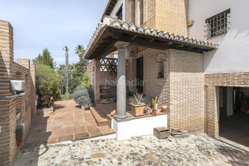 Foto ef054119-83af-4dd4-97df-0034464fdcae. Xalet amb calefacció aparcament piscina a Altos de la Zubia Zubia (La)