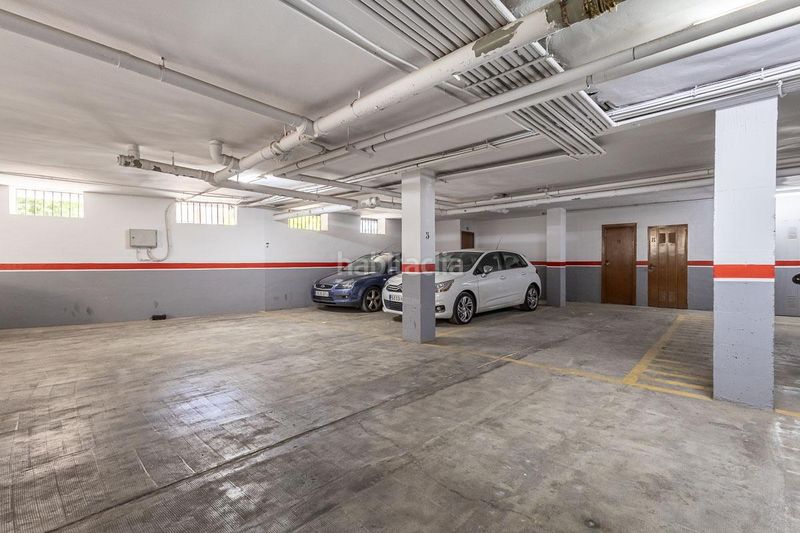 Foto f8db6915-8327-4293-b6d0-68d4c90dedf1. Pis amb calefacció aparcament a San Francisco Javier Granada